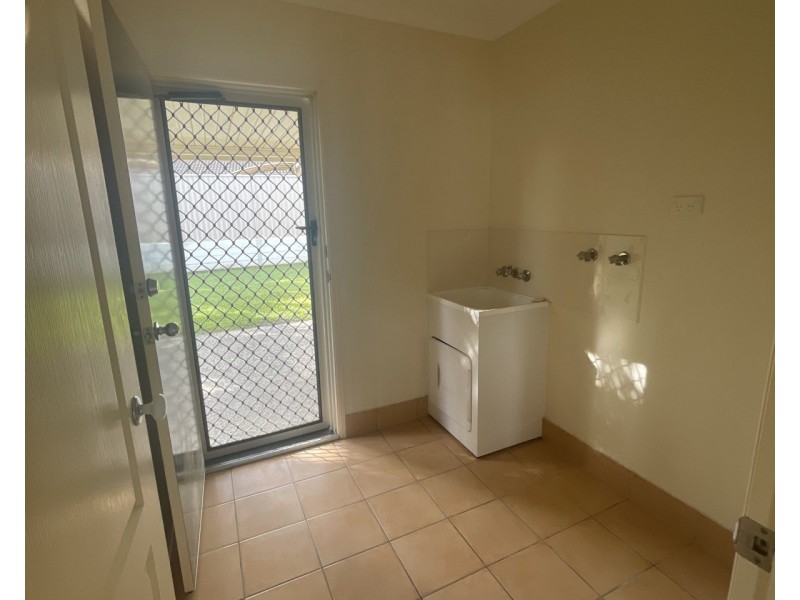 8 McIntyre Court, Mudgeeraba QLD 4213