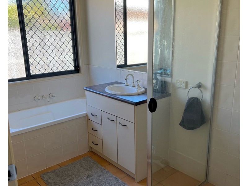 11 Abraheim Court, Mudgeeraba QLD 4213