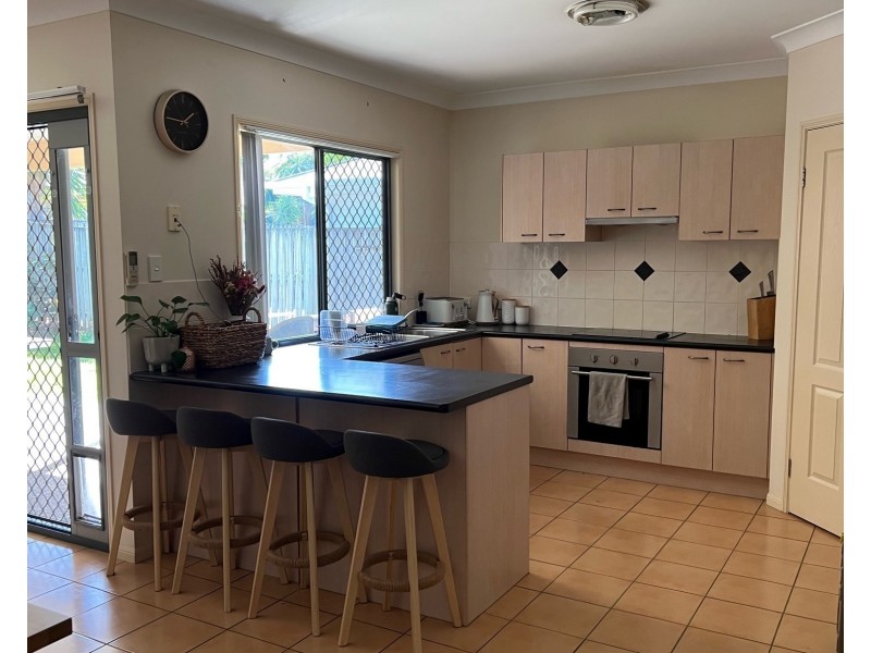 11 Abraheim Court, Mudgeeraba QLD 4213