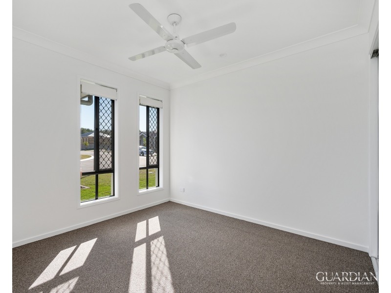 11 Elite Street, Park Ridge QLD 4125