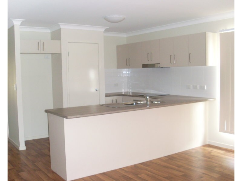 5 Salomon Court, Goodna QLD 4300