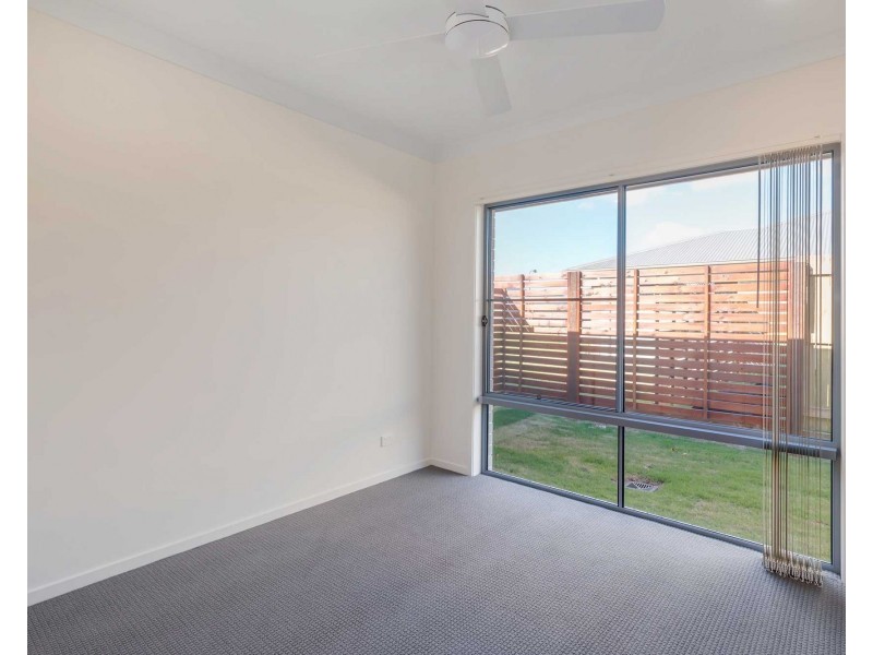 8 Kirrama Street, Waterford QLD 4133