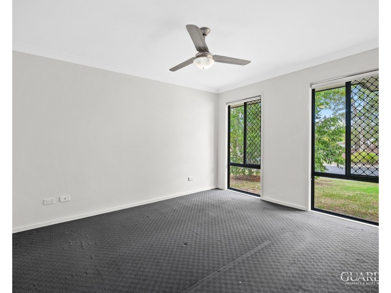 10 Erbin Lane, Augustine Heights QLD 4300