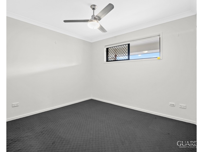 10 Erbin Lane, Augustine Heights QLD 4300