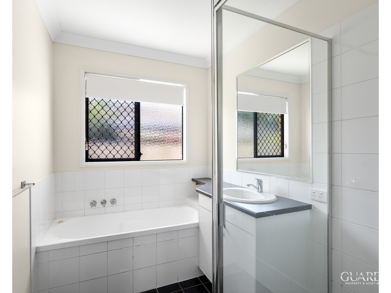 51 Bedivere Drive, Ormeau QLD 4208