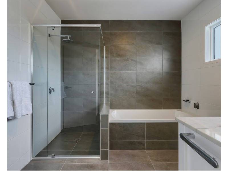 4/15 Rand Place, Bridgeman Downs QLD 4035