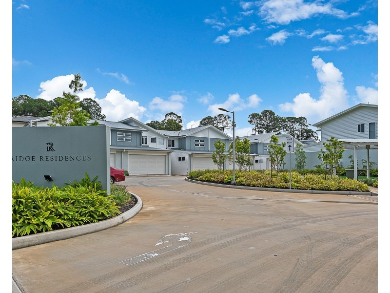 4/15 Rand Place, Bridgeman Downs QLD 4035