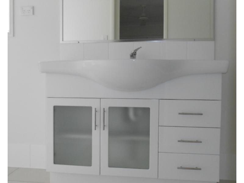 32 Andrew Walker Drive, Goodna QLD 4300