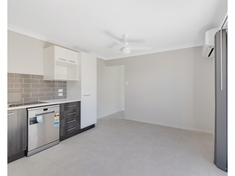 2/13 Prosperity Way, Brassall QLD 4305