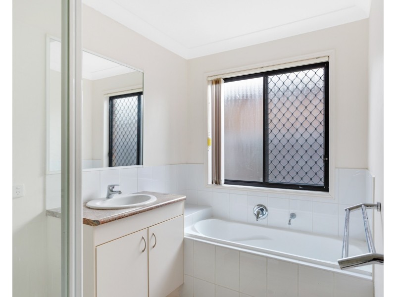 33 Greene Street, Rothwell QLD 4022