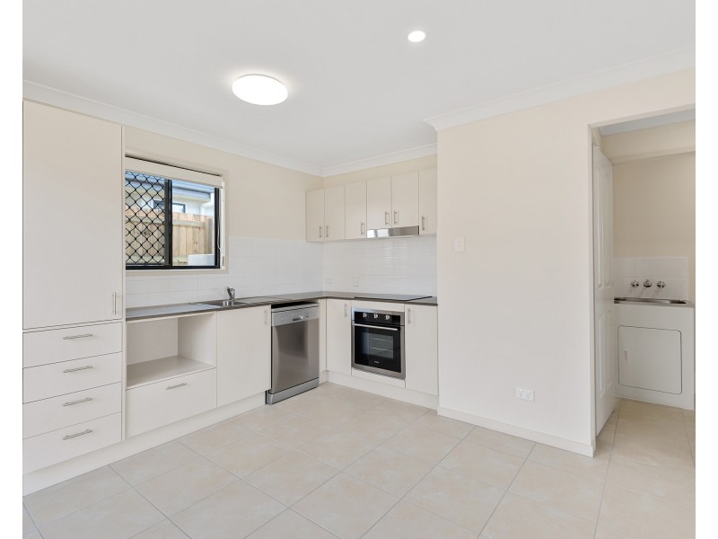 2/18 Dalby Street, Holmview QLD 4207