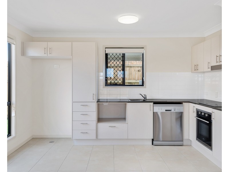 2/18 Dalby Street, Holmview QLD 4207