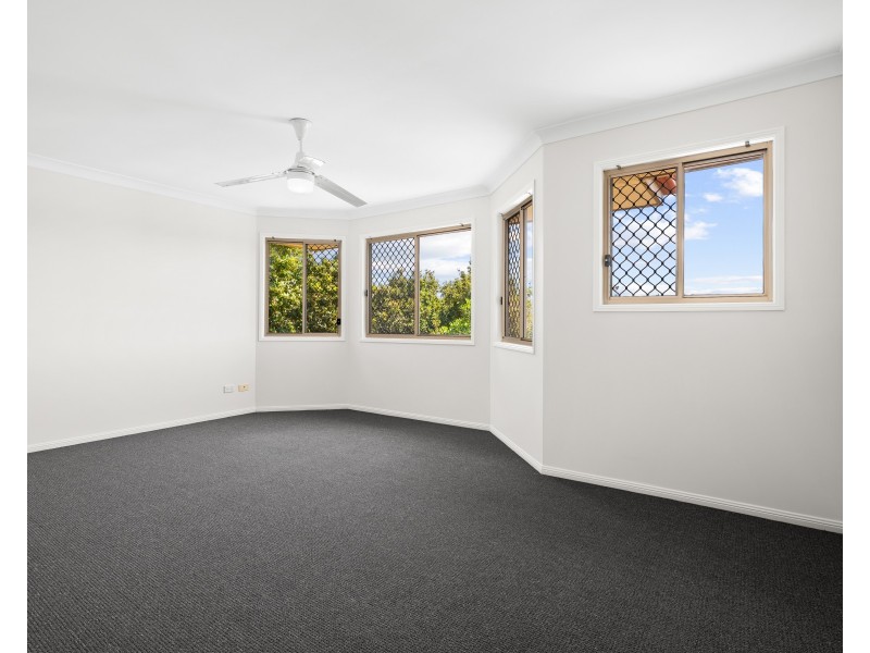 18 Burkett Crescent, Victoria Point QLD 4165