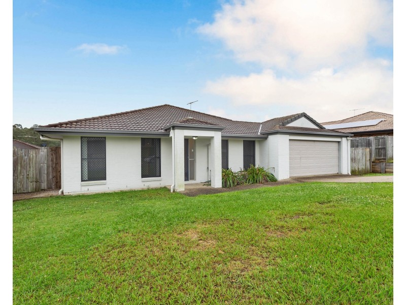 8 Duncan Crescent, Joyner QLD 4500