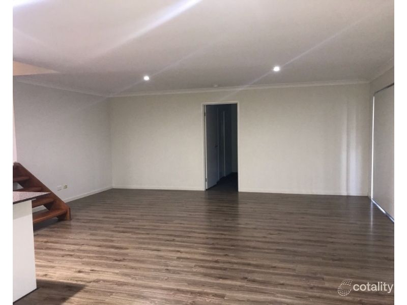 33 Sawmill Circuit, Riverhills QLD 4074