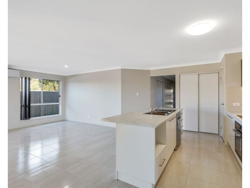 2 Weyba Street, Morayfield QLD 4506