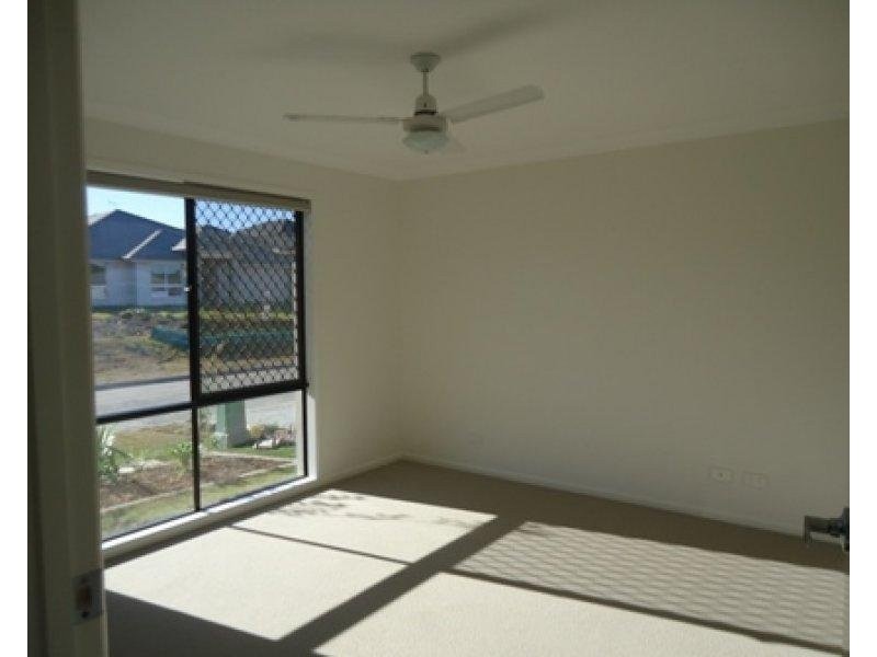 50 Moor Circuit, Warner QLD 4500