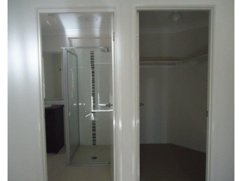 50 Moor Circuit, Warner QLD 4500