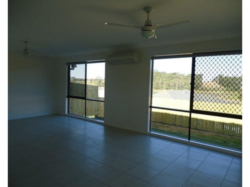50 Moor Circuit, Warner QLD 4500