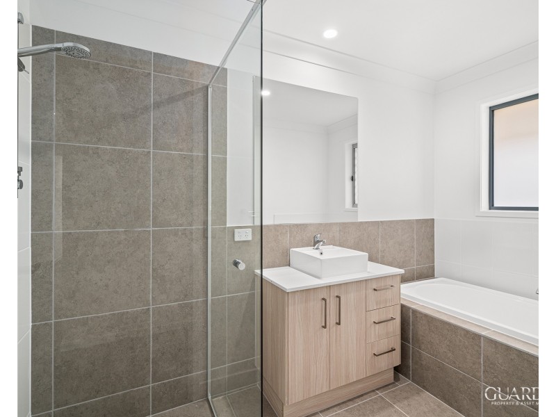 12 Templeton Street, Logan Reserve QLD 4133