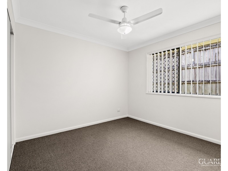 4 Dennis Close, Calamvale QLD 4116