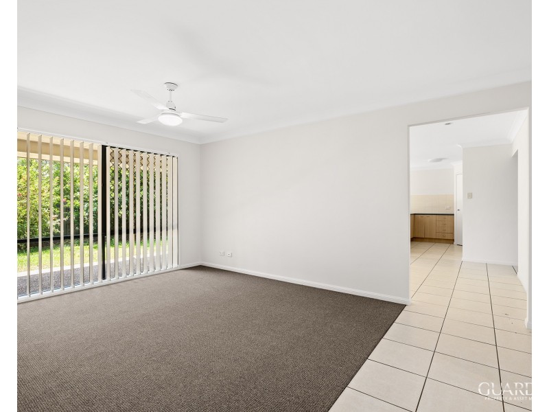 4 Dennis Close, Calamvale QLD 4116