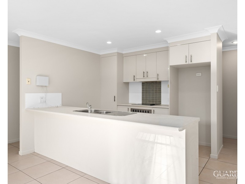 44 Wunburra Circle, Pacific Pines QLD 4211
