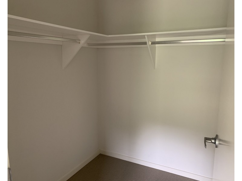 34 Skyline Circuit, Bahrs Scrub QLD 4207