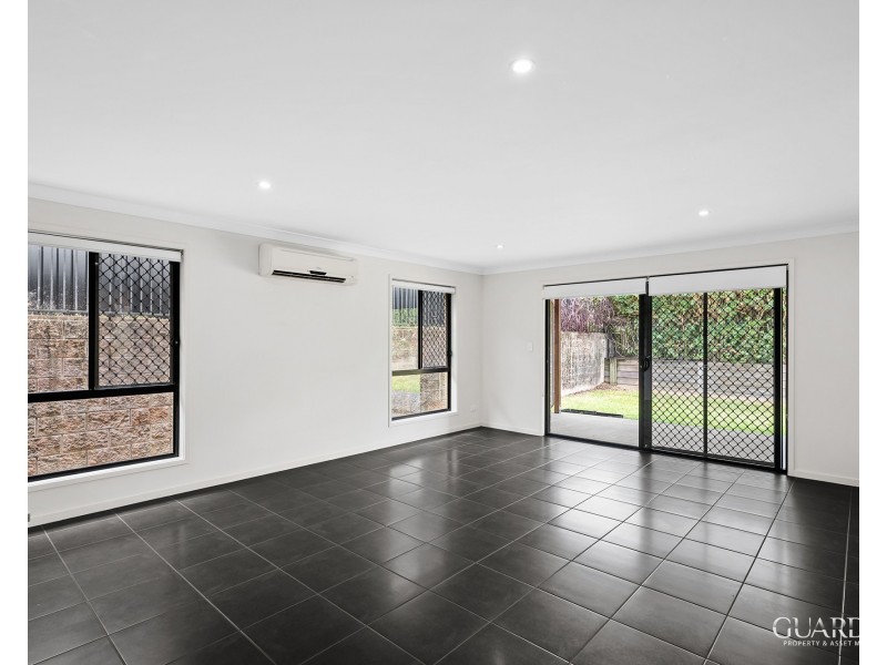 60 Sawmill Circuit, Riverhills QLD 4074