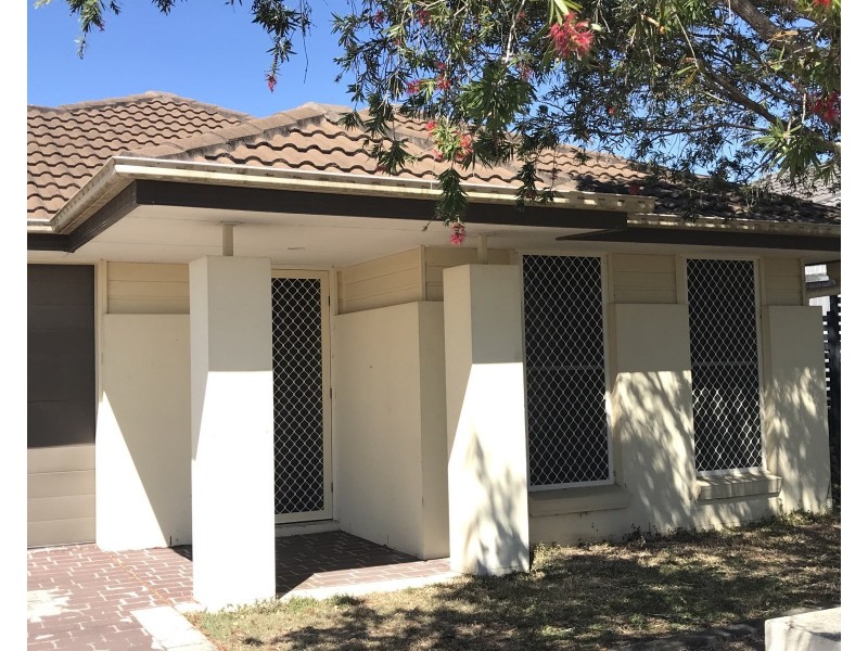 26 Peppertree Drive, Holmview QLD 4207