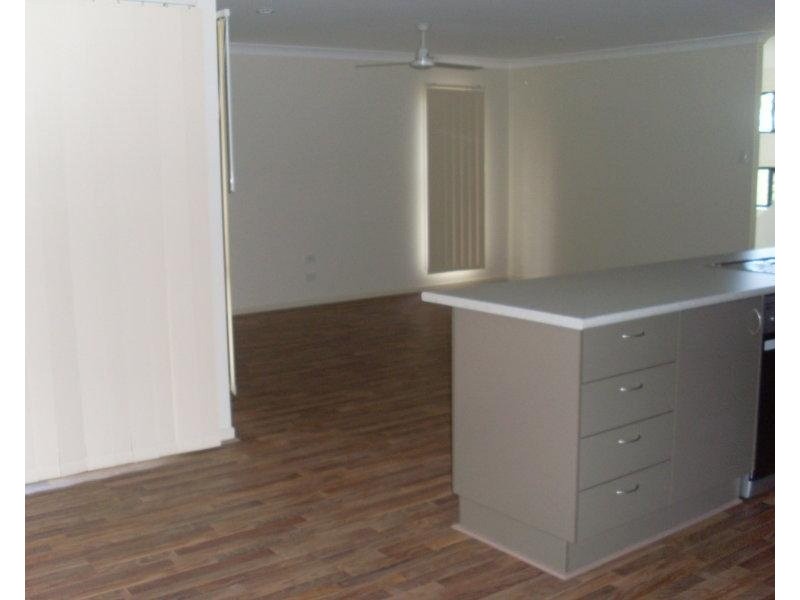 6 Figbird Close, Goodna QLD 4300