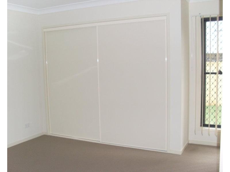 6 Figbird Close, Goodna QLD 4300