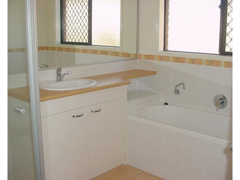 6 Catani Court, Warner QLD 4500