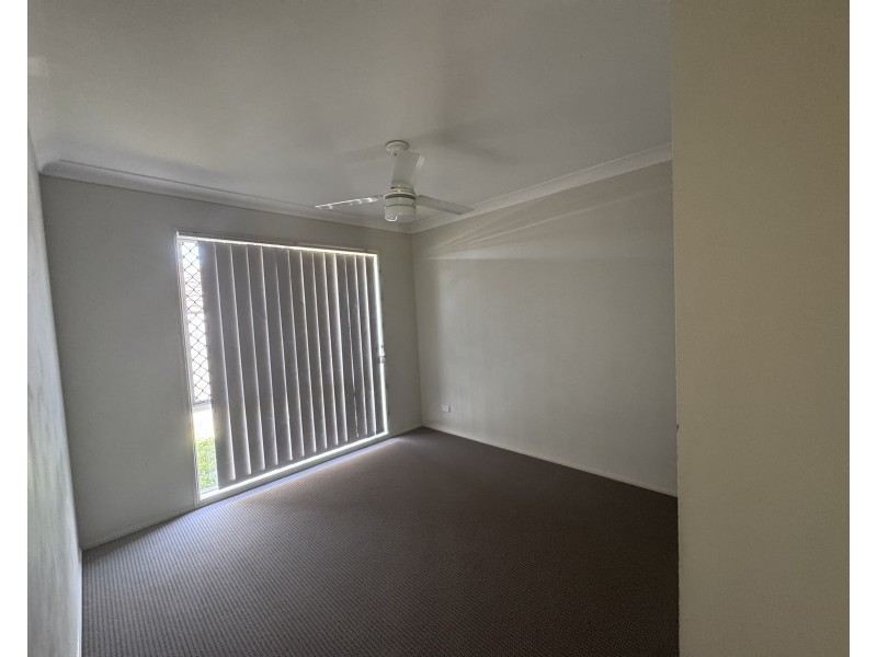 5 Giselle Street, Hillcrest QLD 4118