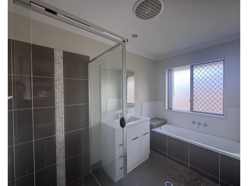 6 Doogal Court, Redbank Plains QLD 4301
