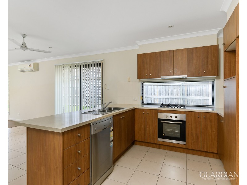 10 Anlaby Drive, Pimpama QLD 4209