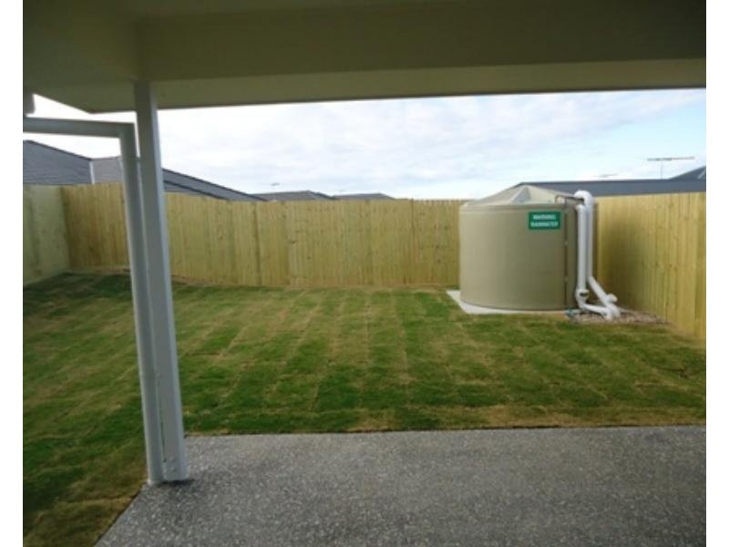 16 Moor Circuit, Warner QLD 4500