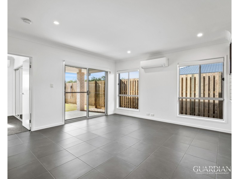1/23 Heath Terrace, Park Ridge QLD 4125