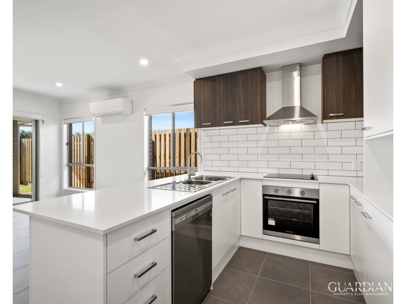 1/23 Heath Terrace, Park Ridge QLD 4125