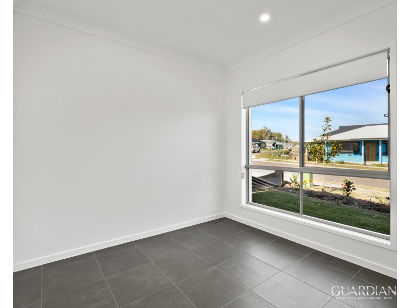 1/23 Heath Terrace, Park Ridge QLD 4125