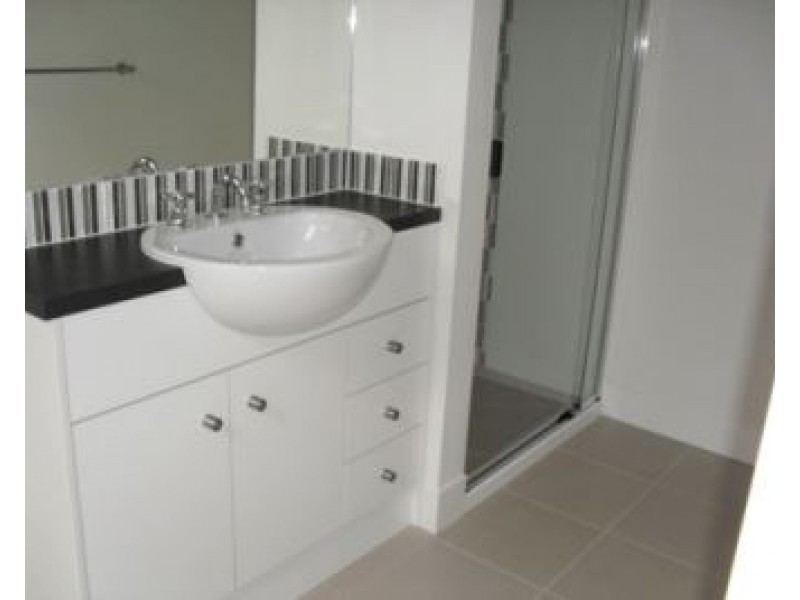 31 Collingrove Circuit, Pimpama QLD 4209
