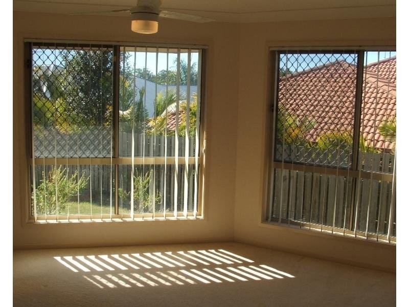 10 Fernwood Court, Victoria Point QLD 4165
