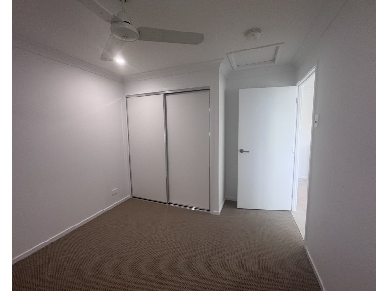 2/33A Pauline Street, Marsden QLD 4132