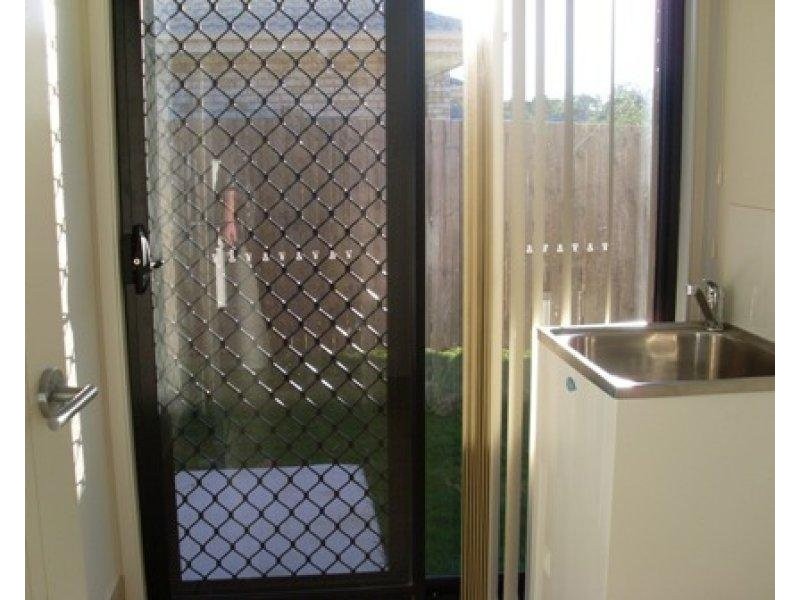 2 Mallard Close, Eagleby QLD 4207
