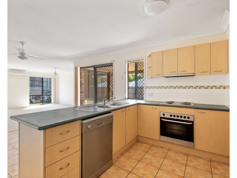 7 Puccini Place, Mackenzie QLD 4156