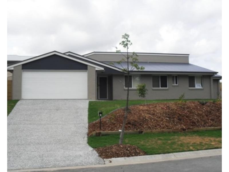1 Bryna Parade, Oxenford QLD 4210