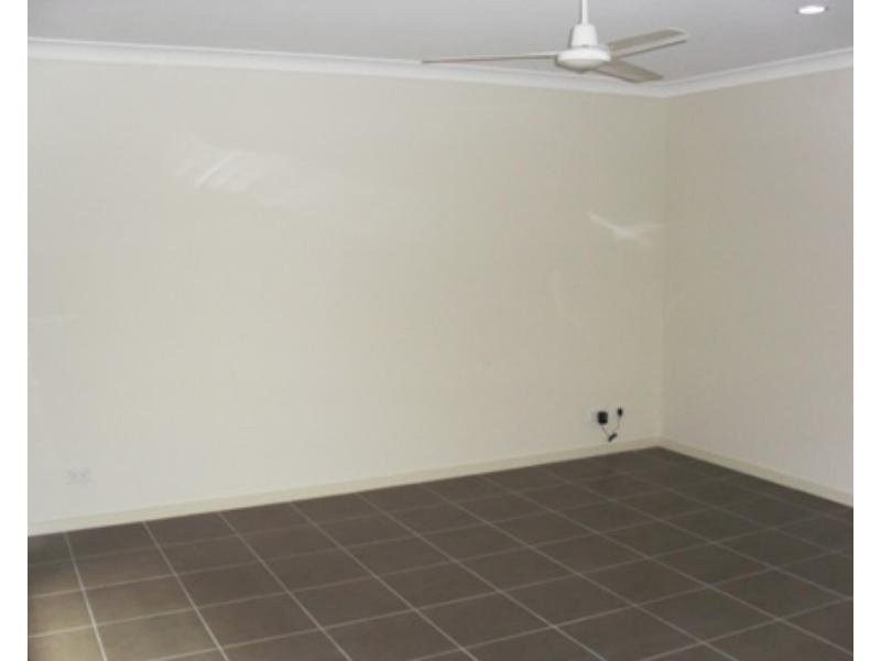 1 Bryna Parade, Oxenford QLD 4210
