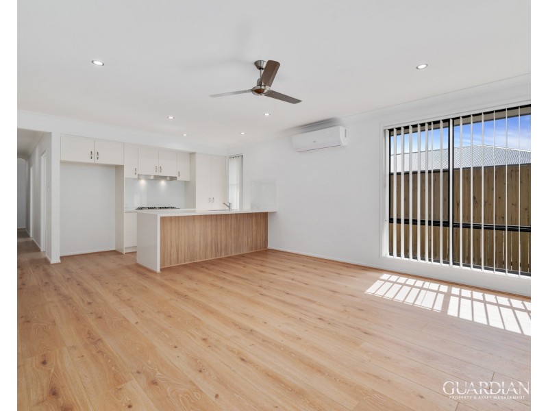 83A Mercy Circuit, Park Ridge QLD 4125