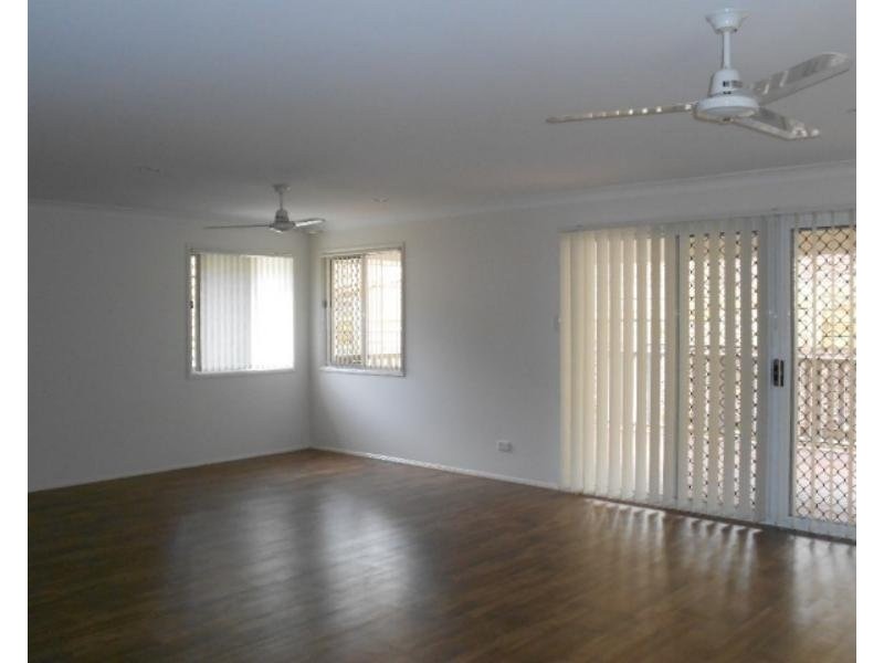 32 Andrew Walker Drive, Goodna QLD 4300