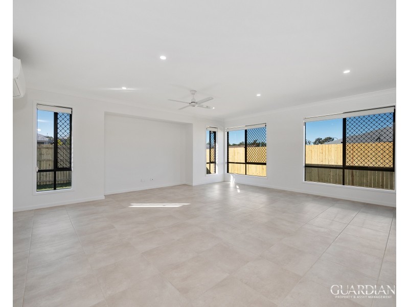 11 Elite Street, Park Ridge QLD 4125